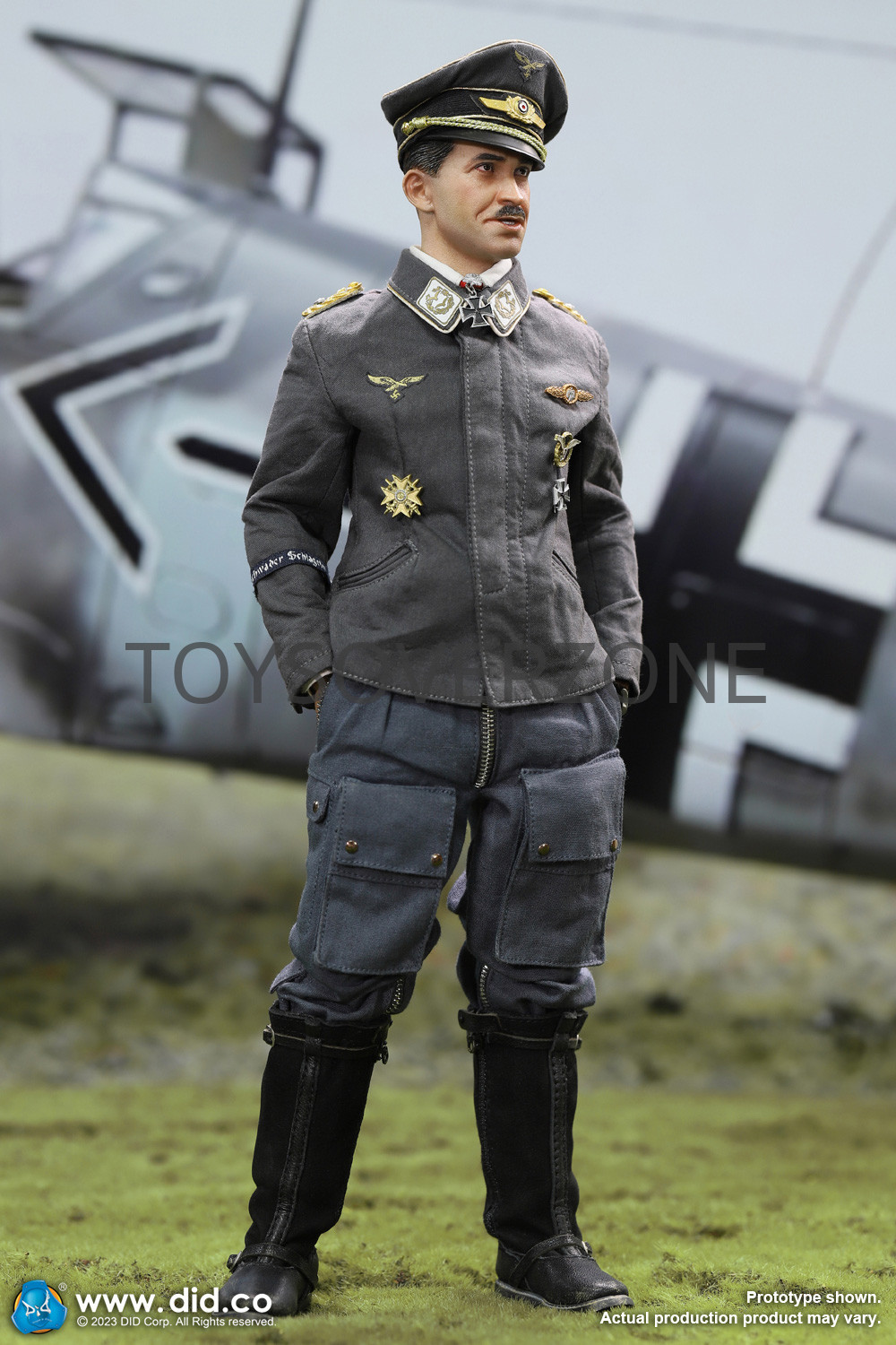 DID D80165 1/6 WWII German Luftwaffe Ace Pilot - Adolf Galland