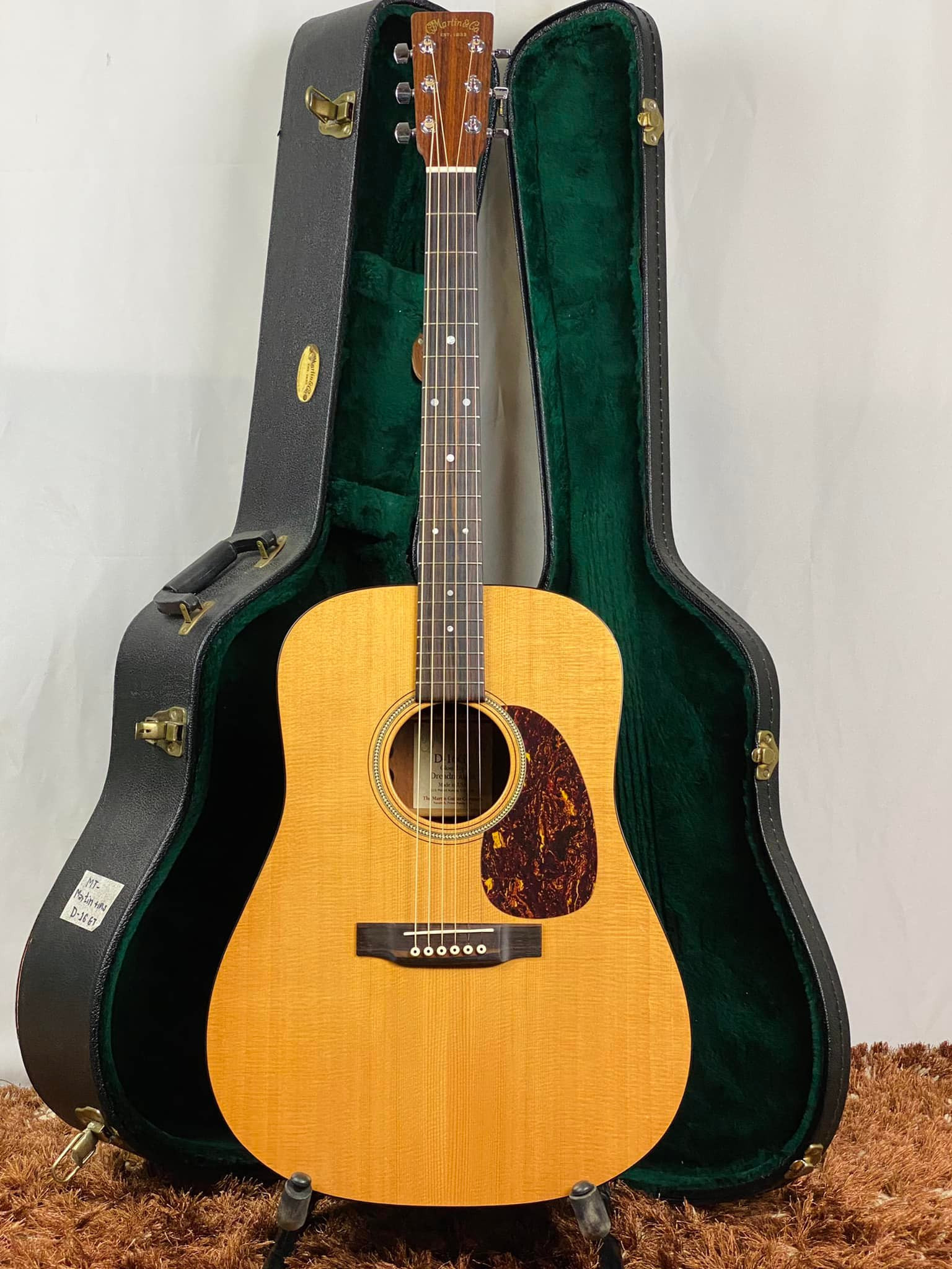 martin D-16GT 純正ハードケース付 2017年購入 - 楽器/器材