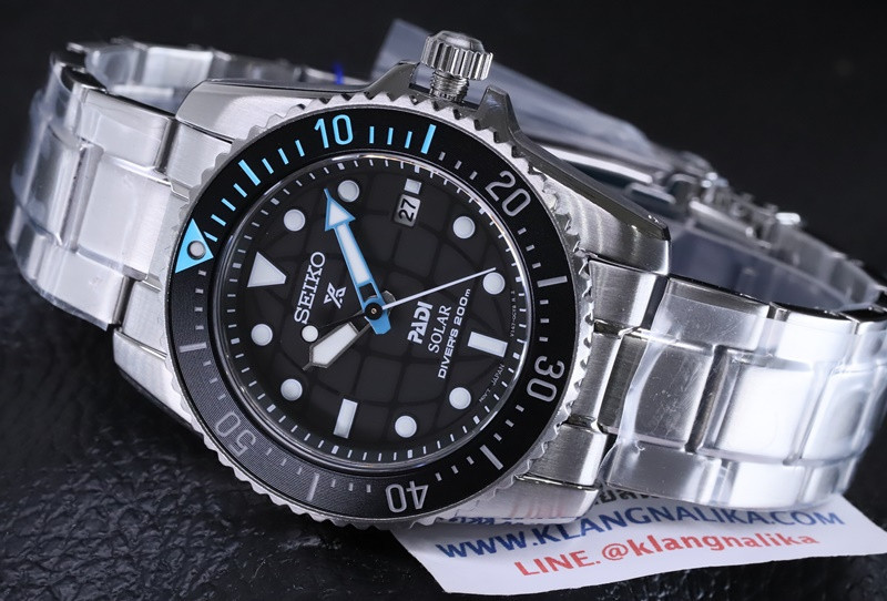 Seiko prospex kinetic diver's 2025 200m