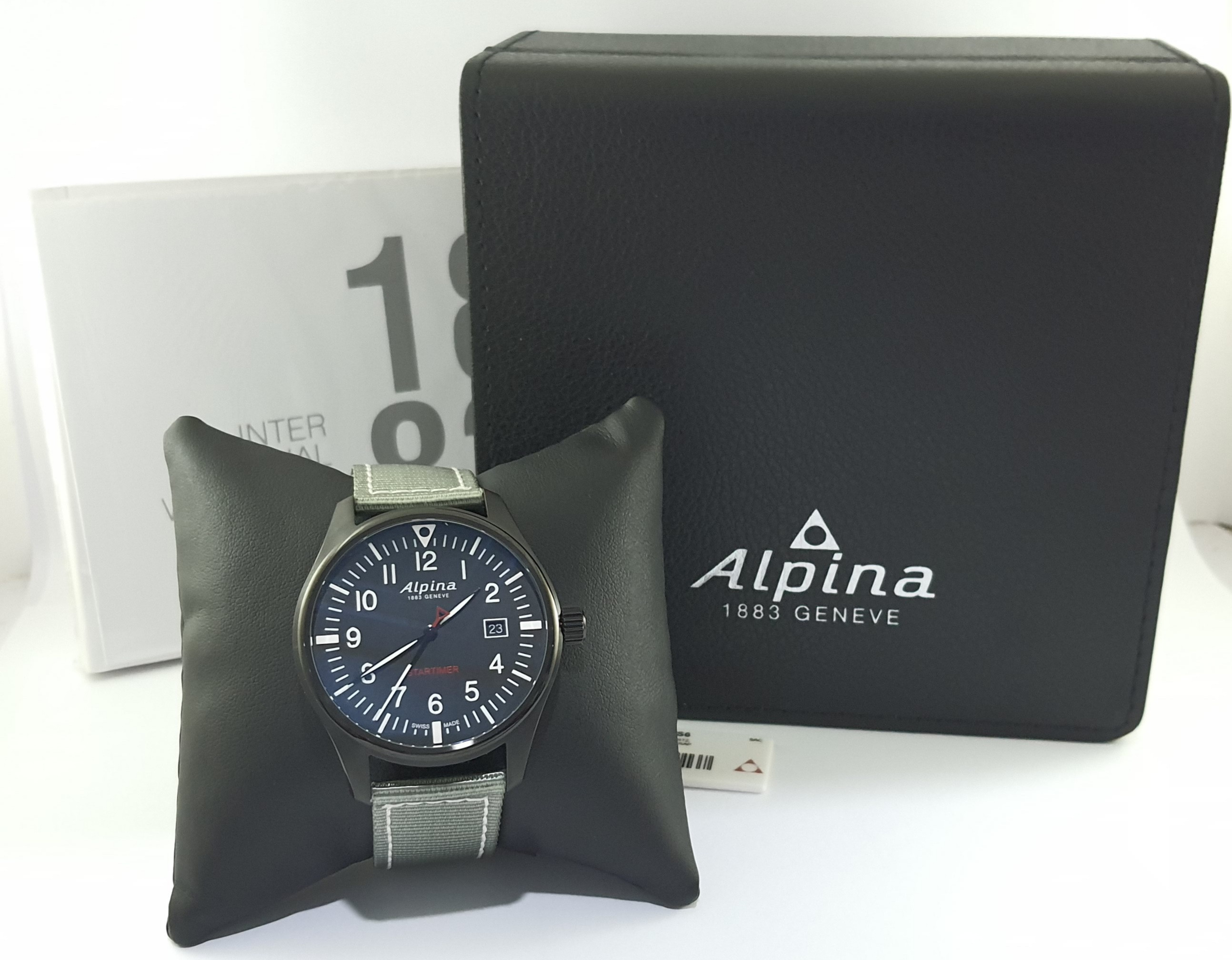 นาฬิกา ALPINA MEN'S AL-240B4FBS6 STARTIMER PILOT QUARTZ พร้อมกล่อง